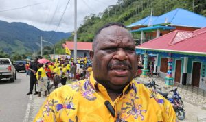 Ketua DPR Papua Barat Orgenes Wonggor