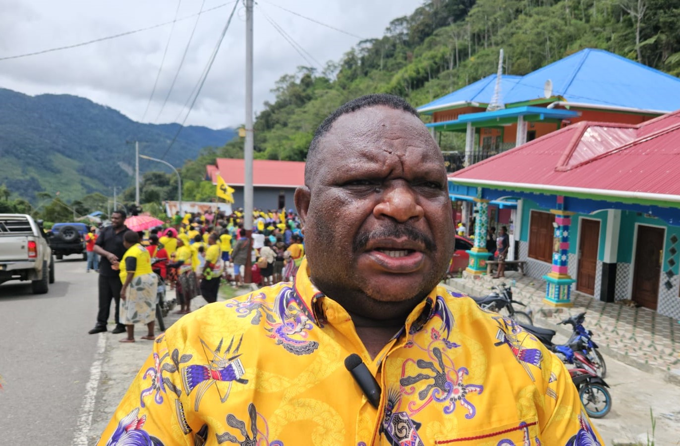 Ketua DPR Papua Barat Orgenes Wonggor